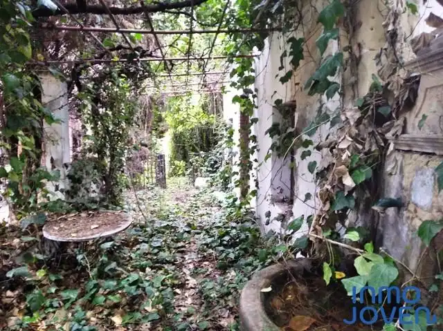Jardí de Nau industrial en venda en Alcoy / Alcoi