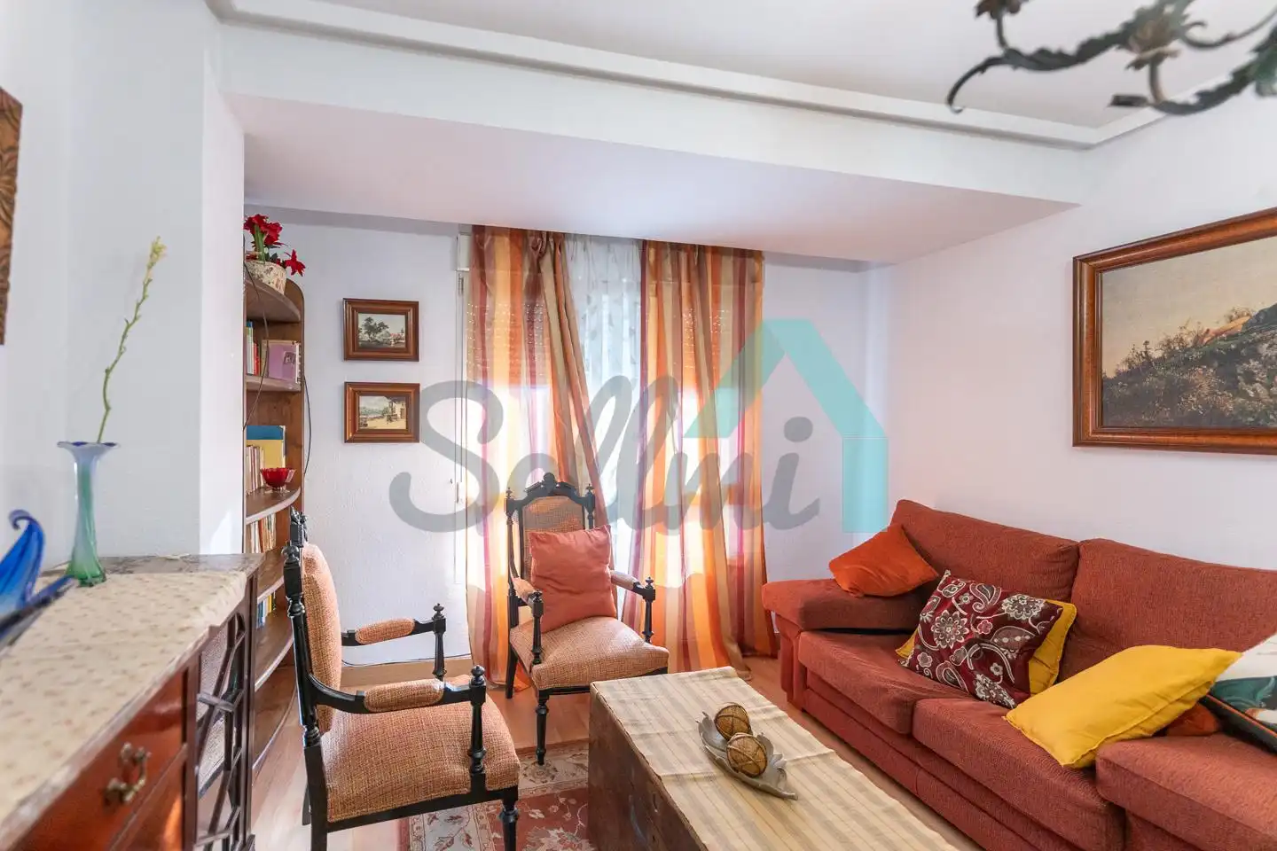 Living room of Flat for rent in Gijón   with Heating, Furnished and Internet