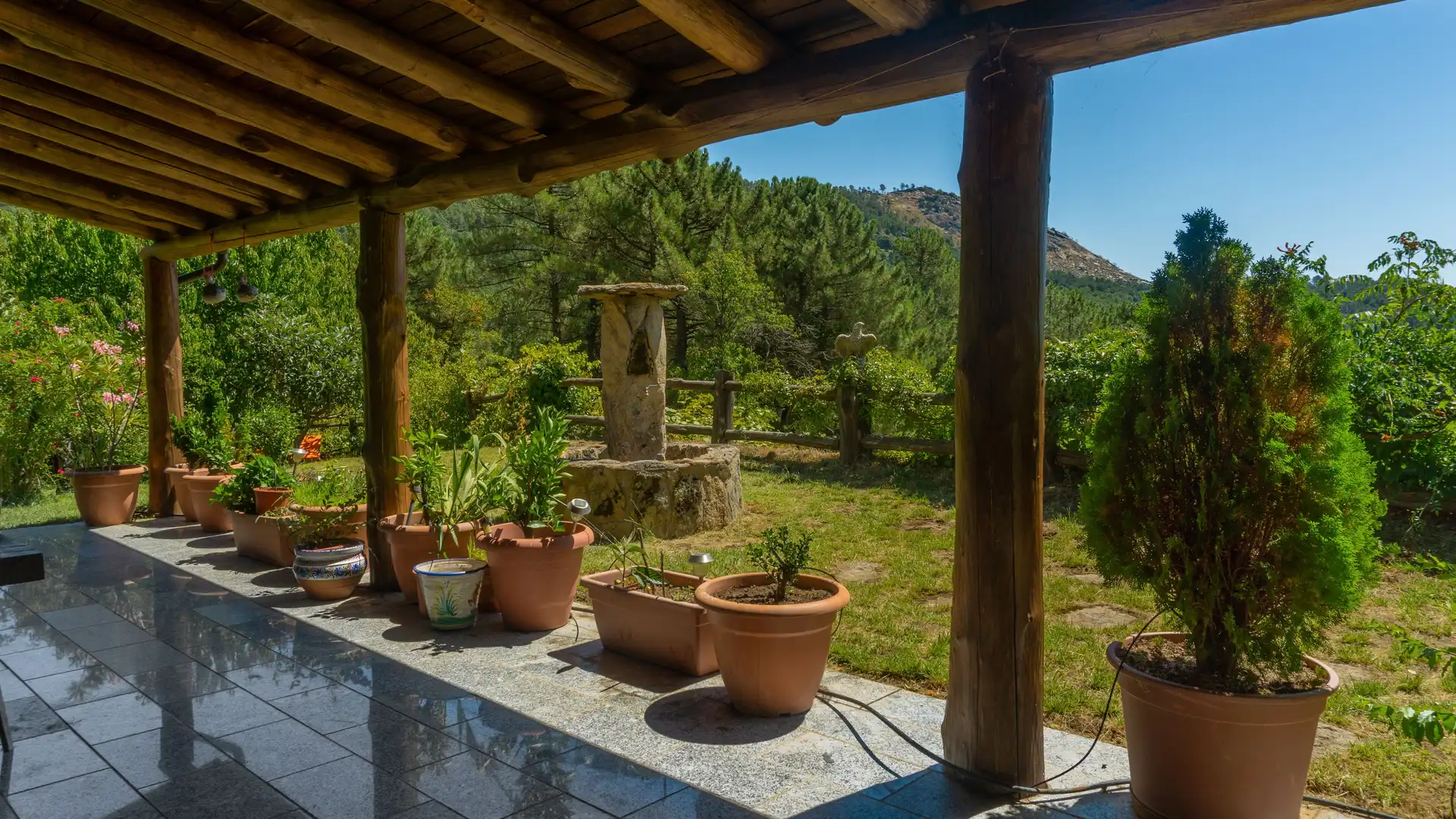 Terrassa de Casa o xalet en venda en El Hornillo 