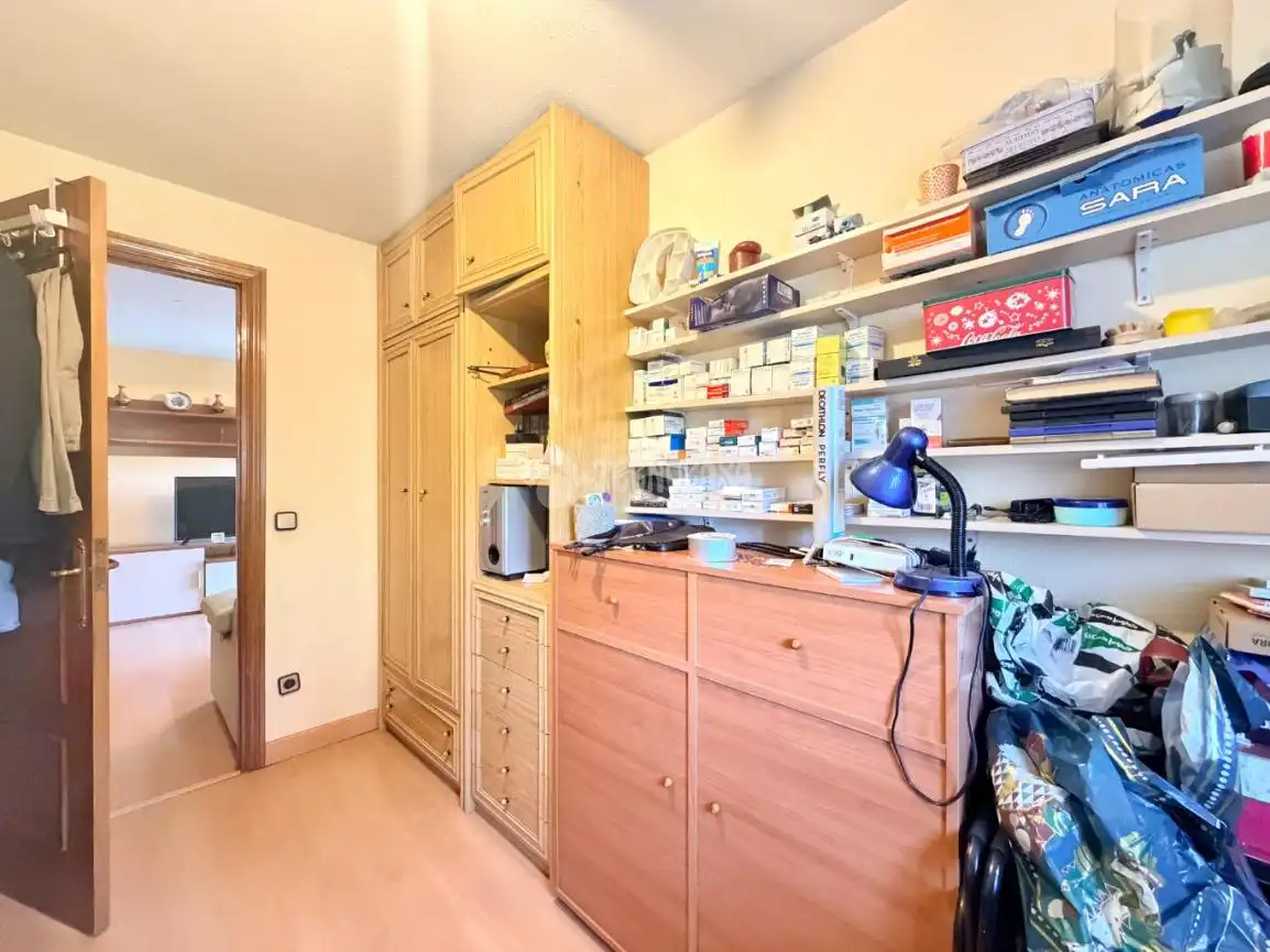 Schlafzimmer von Wohnung zum Verkauf in Madrid mit Klimaanlage, Heizung und Terrasse