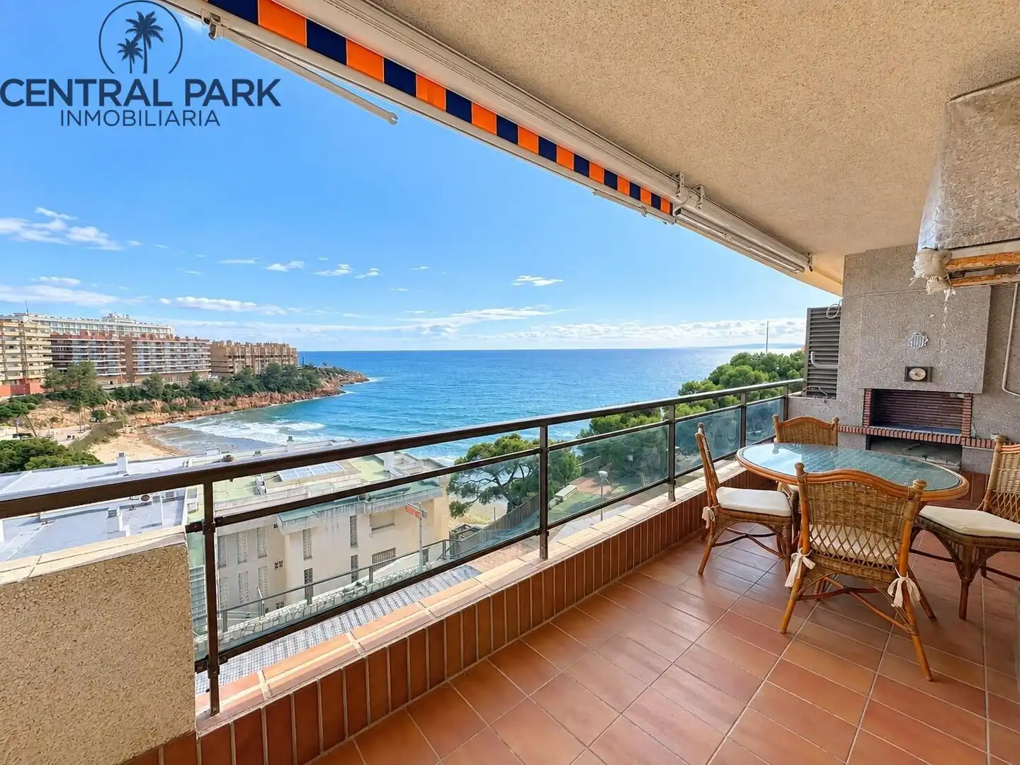 Apartament amb piscina en venda a Calle TORTOSA