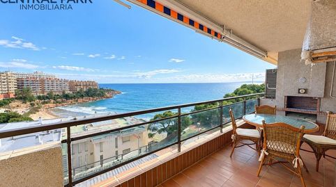 Apartamento en Salou  Vistas al mar  Parking incluido.