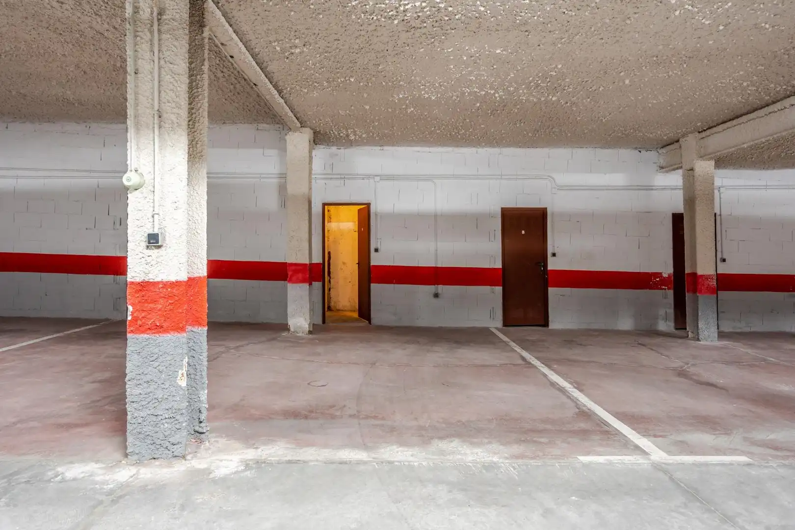 Parking de Dúplex en venta en Sierra Nevada con Calefacción, Terraza y Trastero