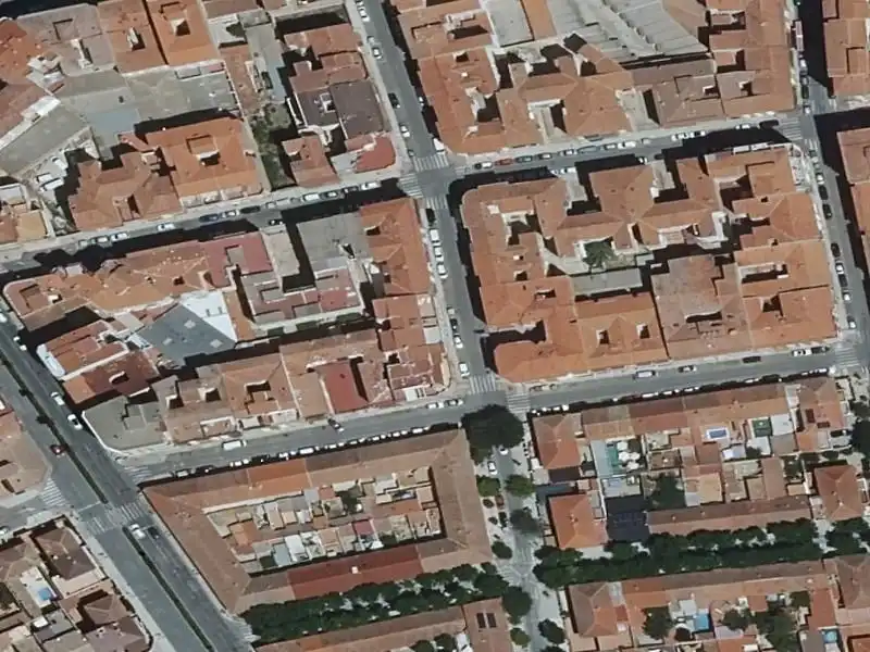 Casa en venda a 02004