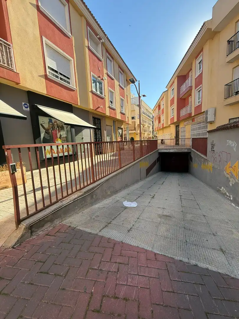 Vista exterior de Garatge de lloguer en Alcantarilla