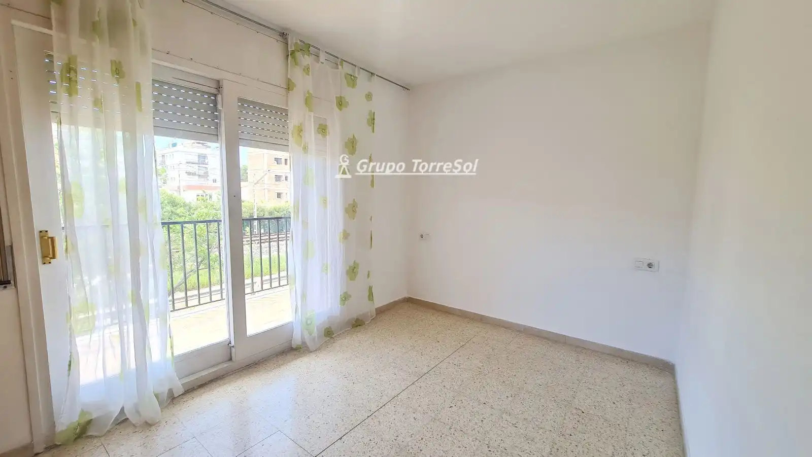 Piso en venta en Baixador, Segur de Calafell