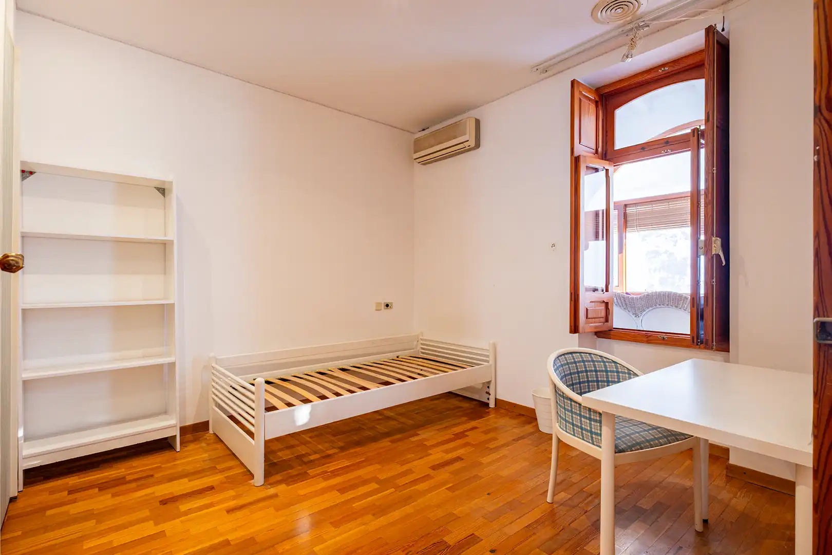 Habitación de Casa o chalet en venta en Alfara del Patriarca con Aire acondicionado, Calefacción y Terraza