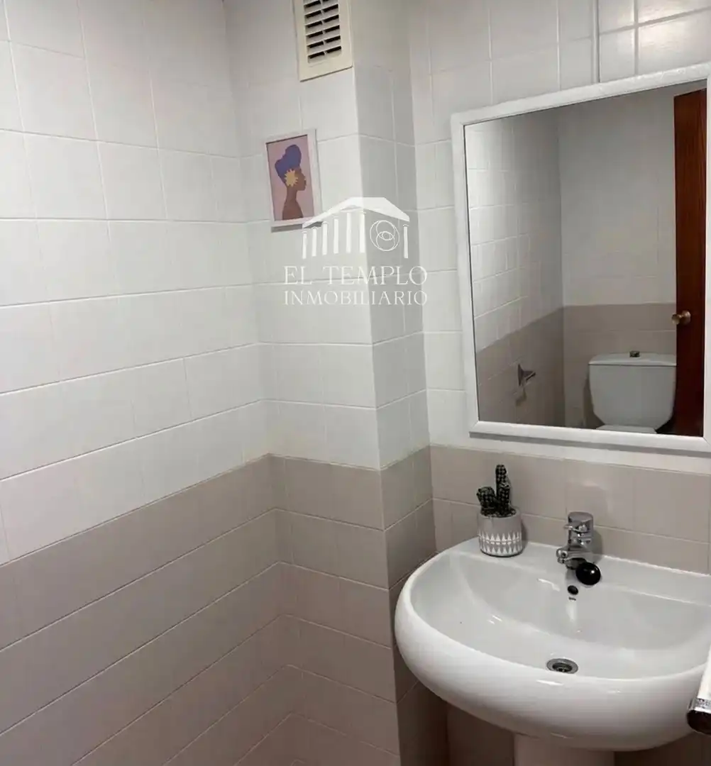 Badezimmer von Wohnung zum Verkauf in Onil mit Heizung