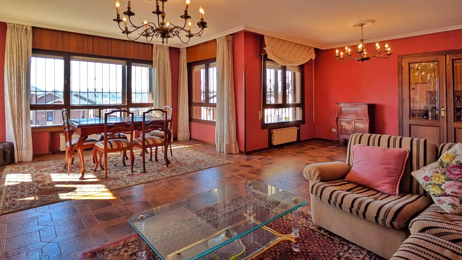 Chalet con piscina en venta en Calle DOCTOR FLEMING 34, imagen 6