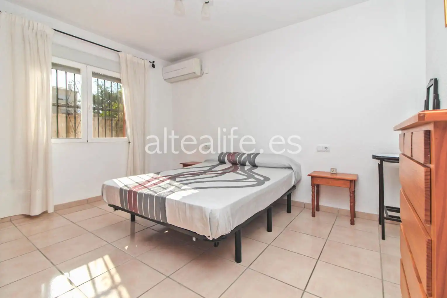 Bedroom of Houses for sale in Altea  with Air Conditioner, Terrace and Community pool