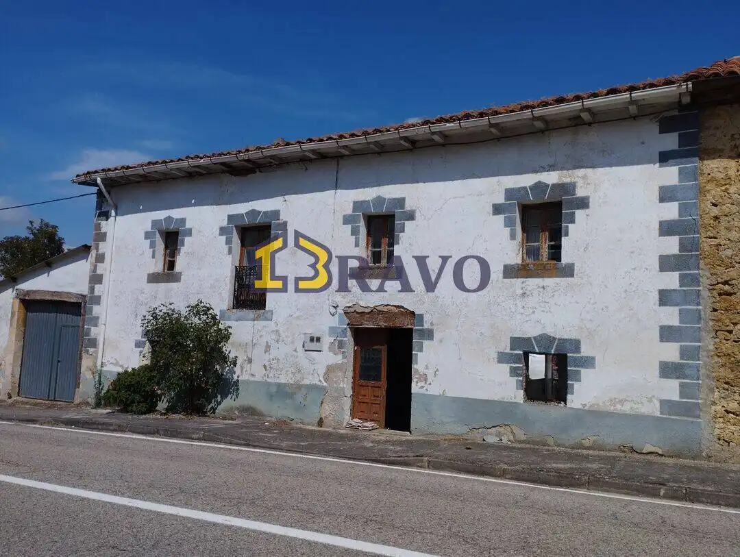 Vista exterior de Casa o chalet en venta en Merindad de Montija con Calefacción, Jardín privado y Trastero