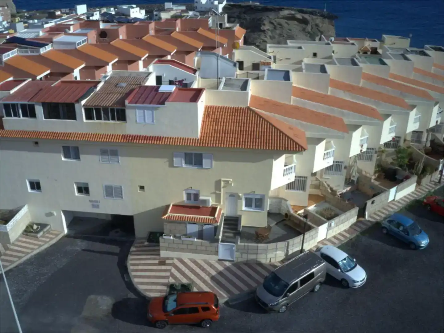 Vista exterior de Pis en venda en Arico amb Aire condicionat i Balcó