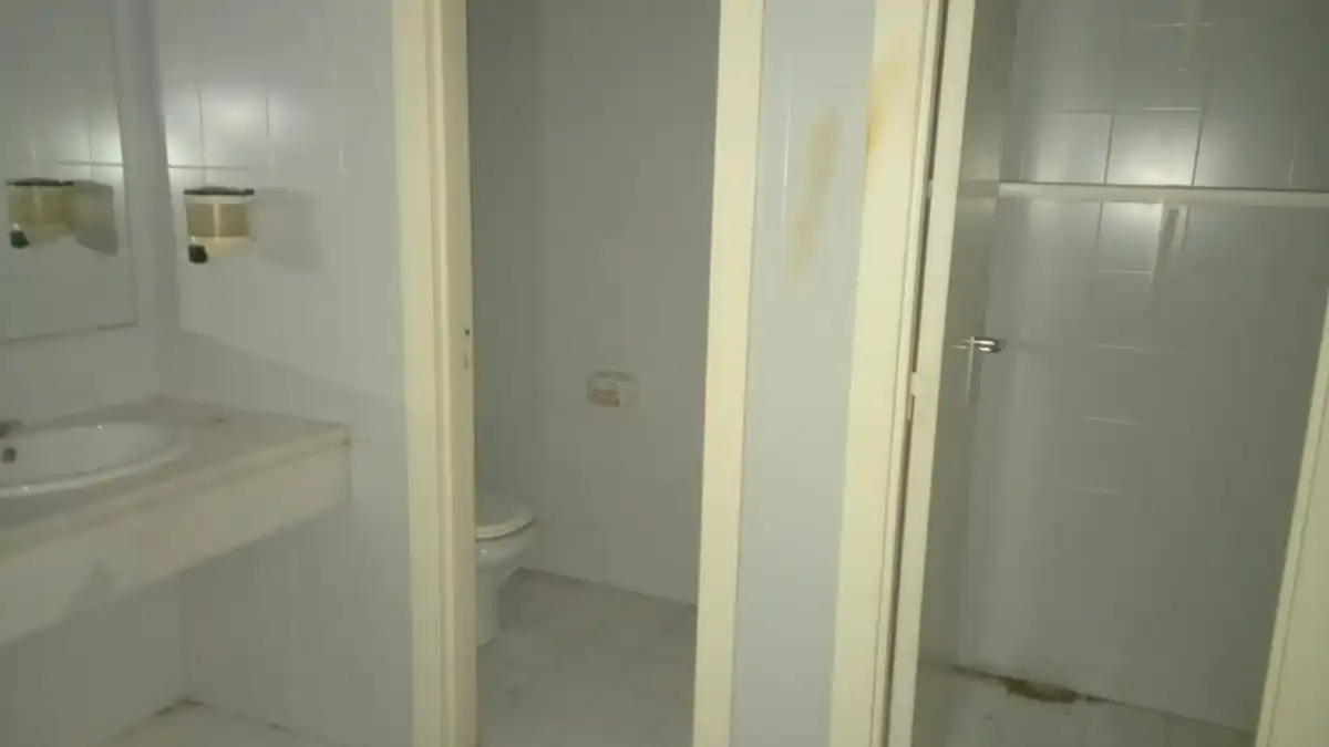 Badezimmer von Geschaftsraum zum Verkauf in Ontinyent