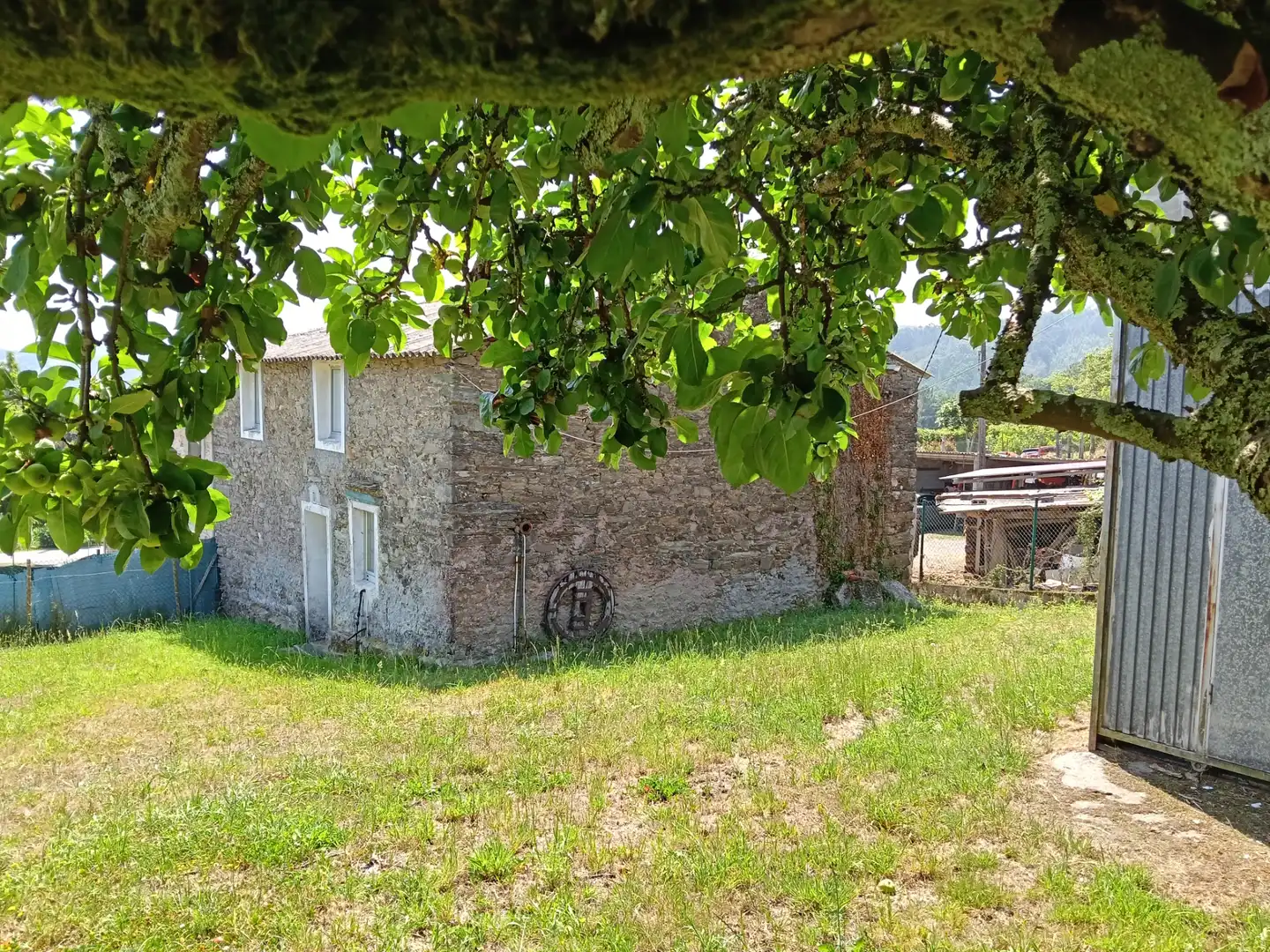 Adossat amb jardí en venda a Cesuras, imagen 4