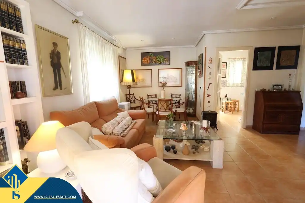 Detached house with pool for sale in Los Balcones - Los Altos, imagen 6