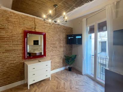 Sala d'estar de Apartament de lloguer en  Barcelona Capital amb Aire condicionat, Parquet i Moblat