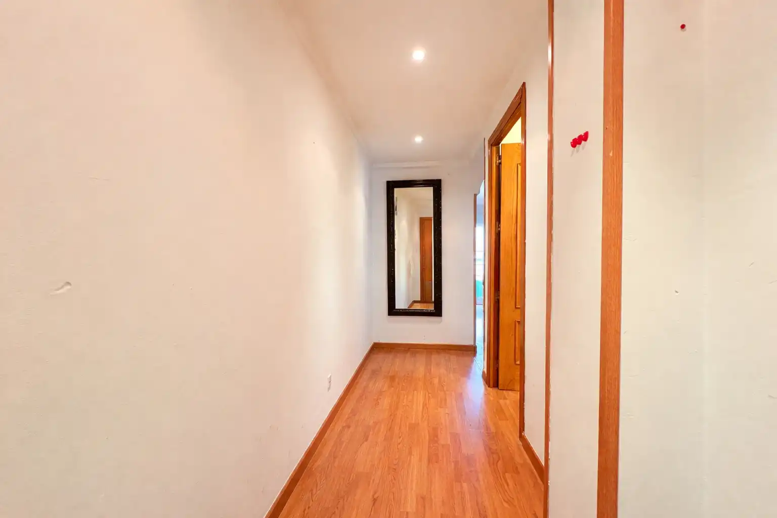 Flat for sale in Zaragoza  with Air Conditioner, Heating and Furnished