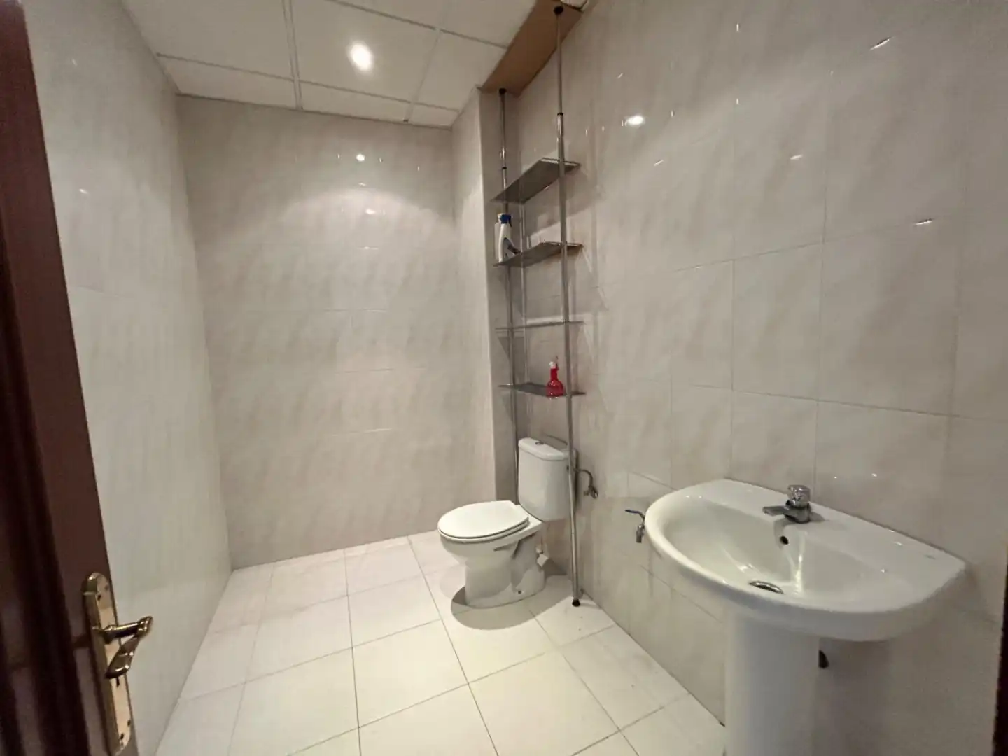 Business premises to rent in Boiro, imagen 9
