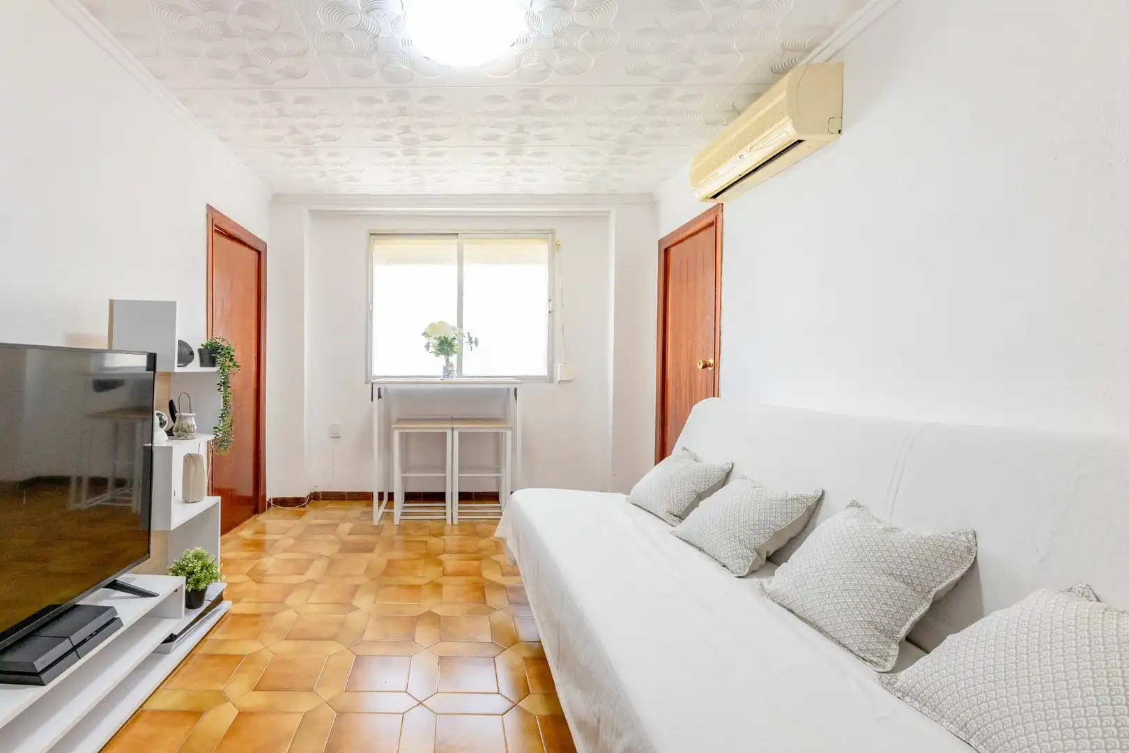 Habitación de Piso en venta en Valencia con Aire acondicionado y Alarma