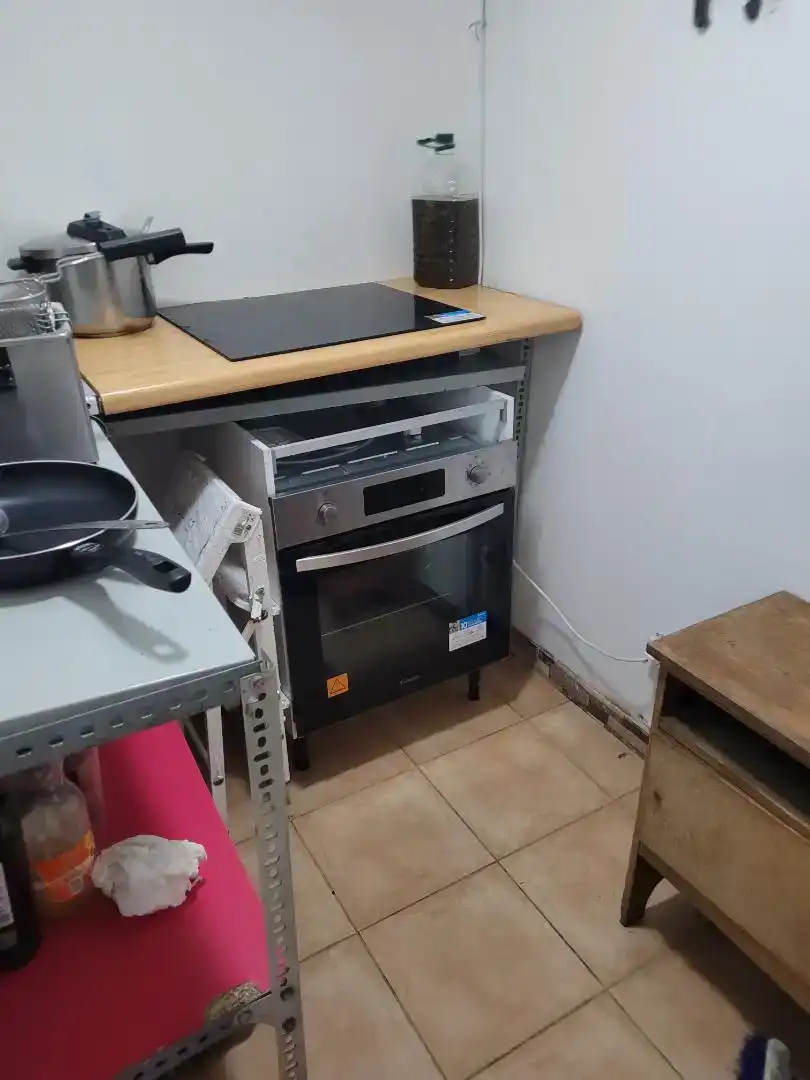 Kitchen of Commercial properties for rent in Madrid  with Air Conditioner