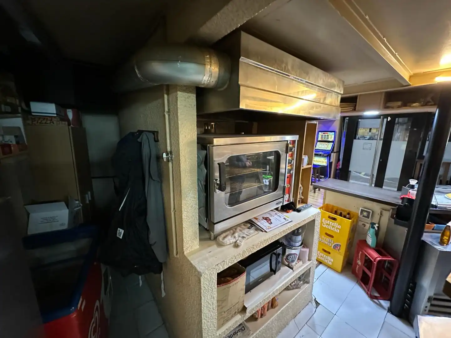 Cocina de Local en venta en Burgos con Aire acondicionado