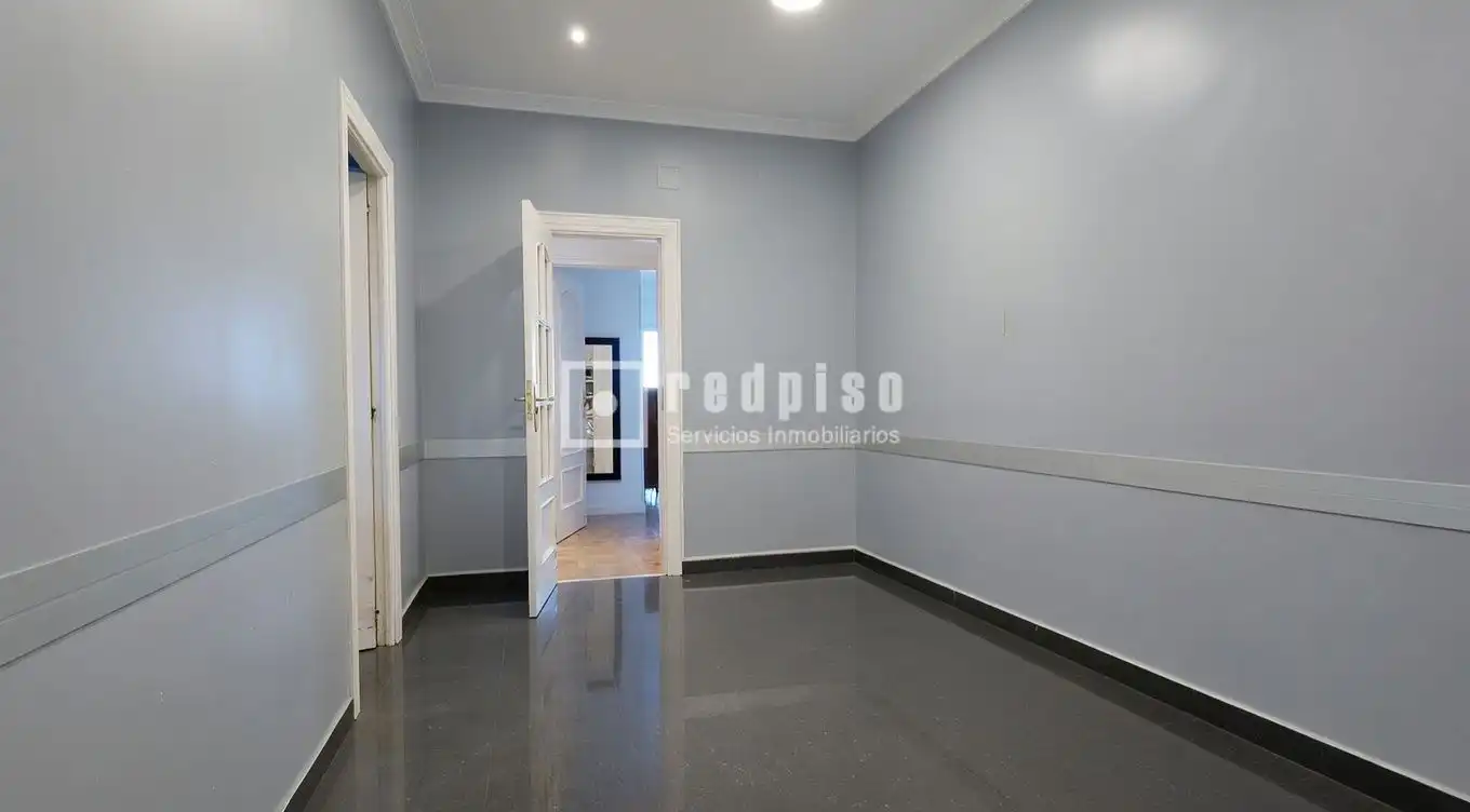 Piso en venta en de Ríos Rosas, Ríos Rosas - Nuevos Ministerios