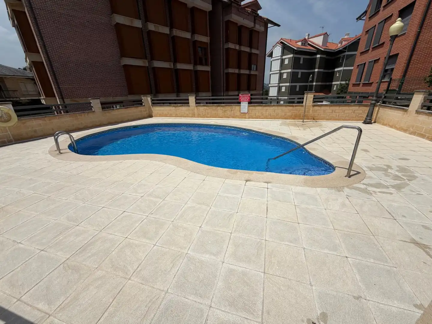 Piscina de Àtic en venda en Noja amb Calefacció, Terrassa i Piscina comunitària