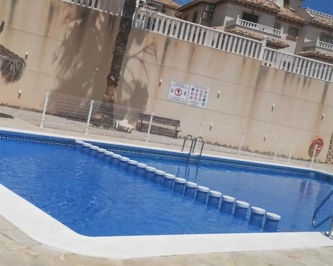 Piscina de Apartament en venda en Orihuela amb Aire condicionat, Piscina i Balcó