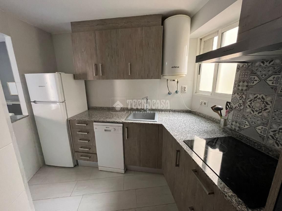 Kitchen of Flat to rent in  Valencia Capital  with Balcony