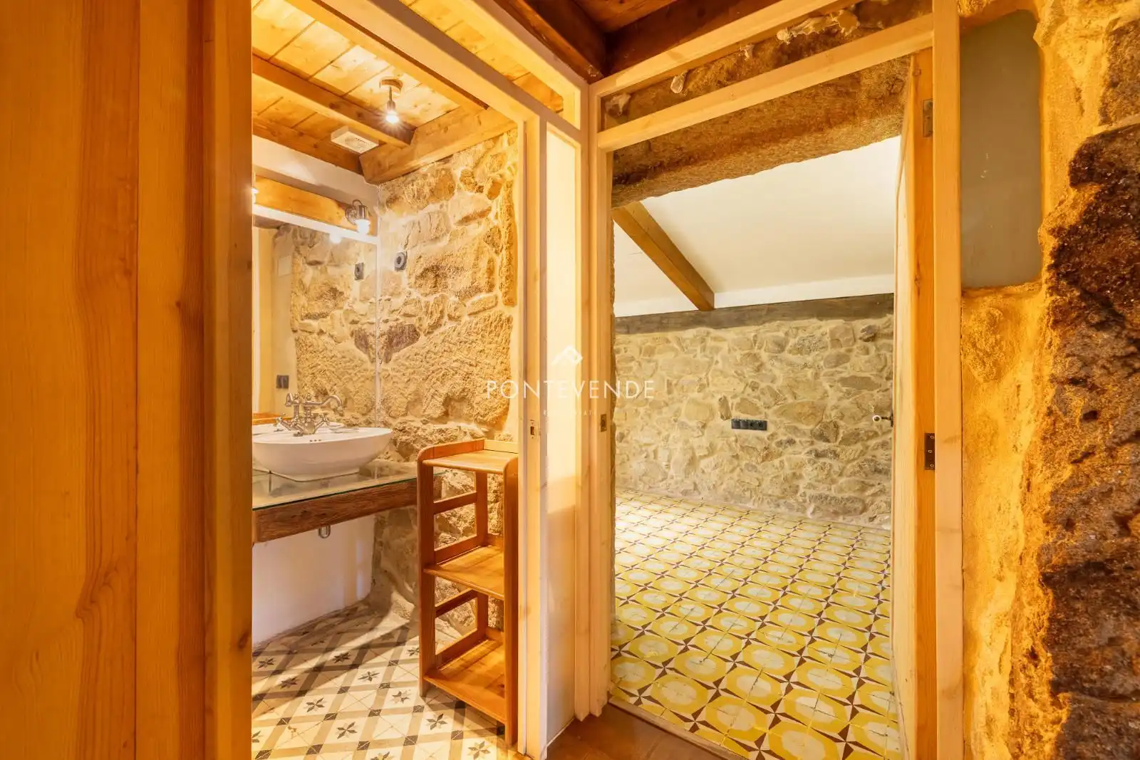 Haus oder Chalet zum Verkauf in Tui mit Heizung und Terrasse