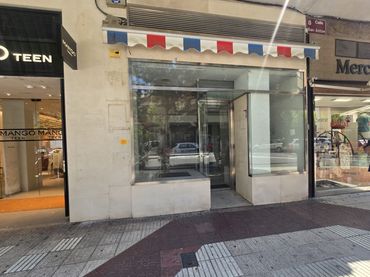Local comercial de lloguer a Centro