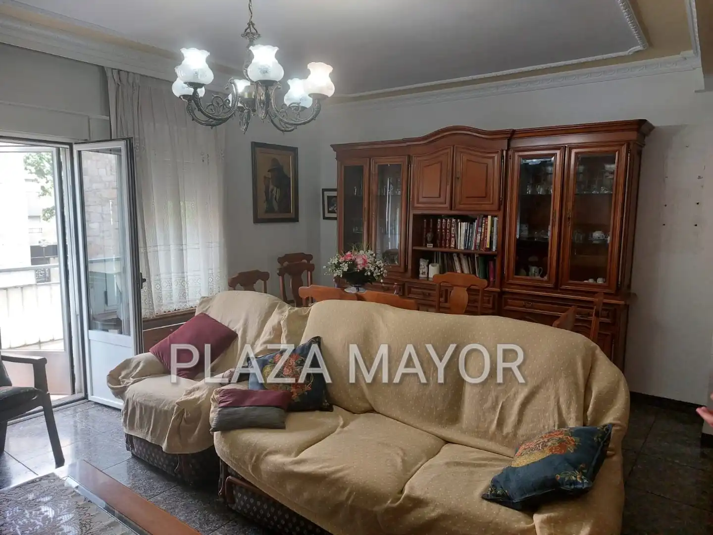Flat with terrace for sale in Avenida de Villamayor, imagen 4