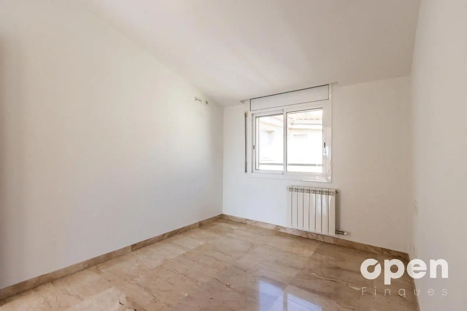 Dormitori de Dúplex en venda en Terrassa amb Calefacció, Terrassa i Forn