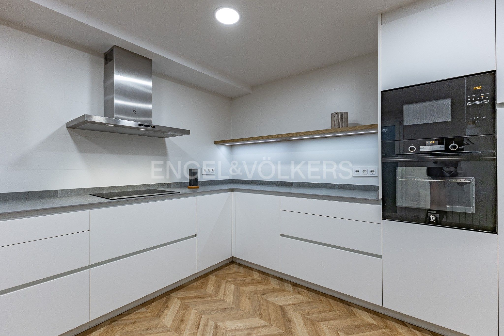 Cuina de Apartament en venda en Terrassa amb Aire condicionat, Calefacció i Terrassa