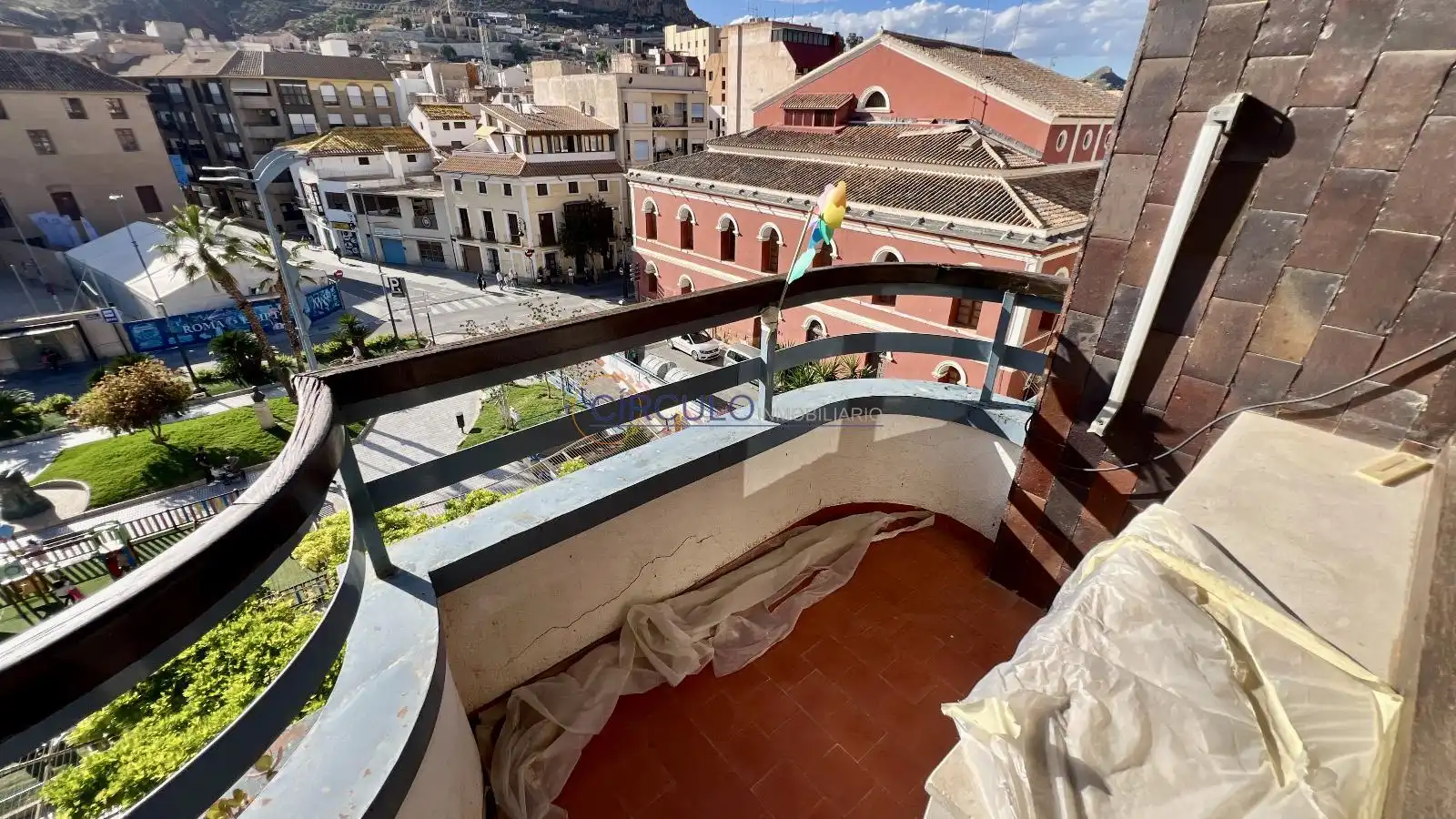 Terrasse von Wohnung zum Verkauf in Lorca mit Terrasse, Abstellraum und Balkon