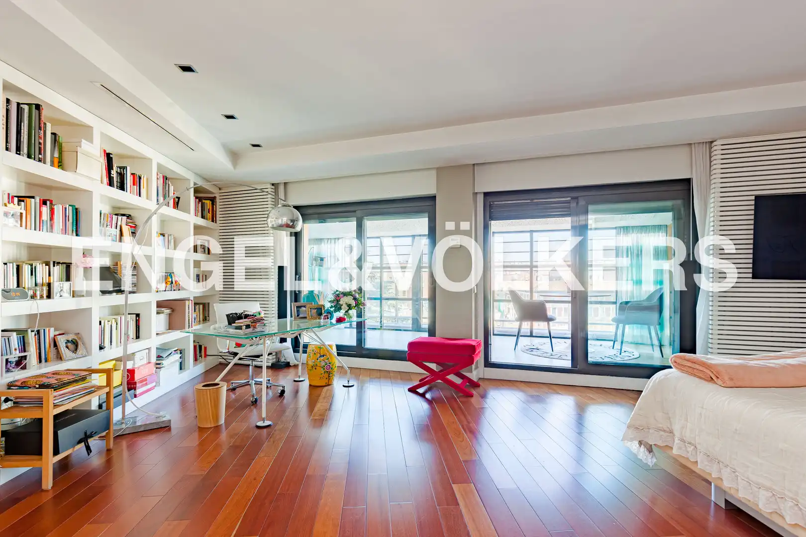 Sala de estar de Ático en venta en Madrid con Aire acondicionado, Calefacción y Terraza