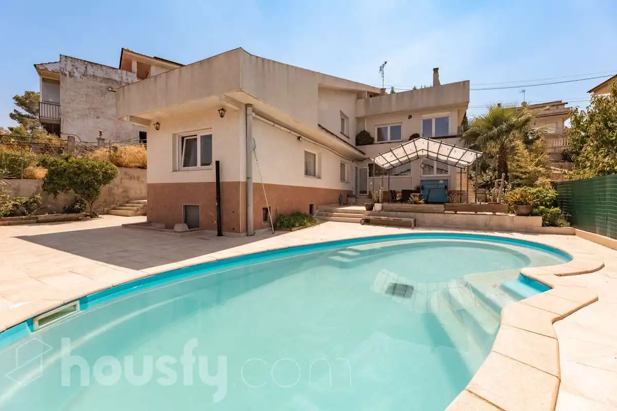 Casa amb piscina en venda a Carrer Sardana ., imagen 26