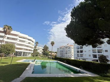 Pis amb piscina en venda a El Portil