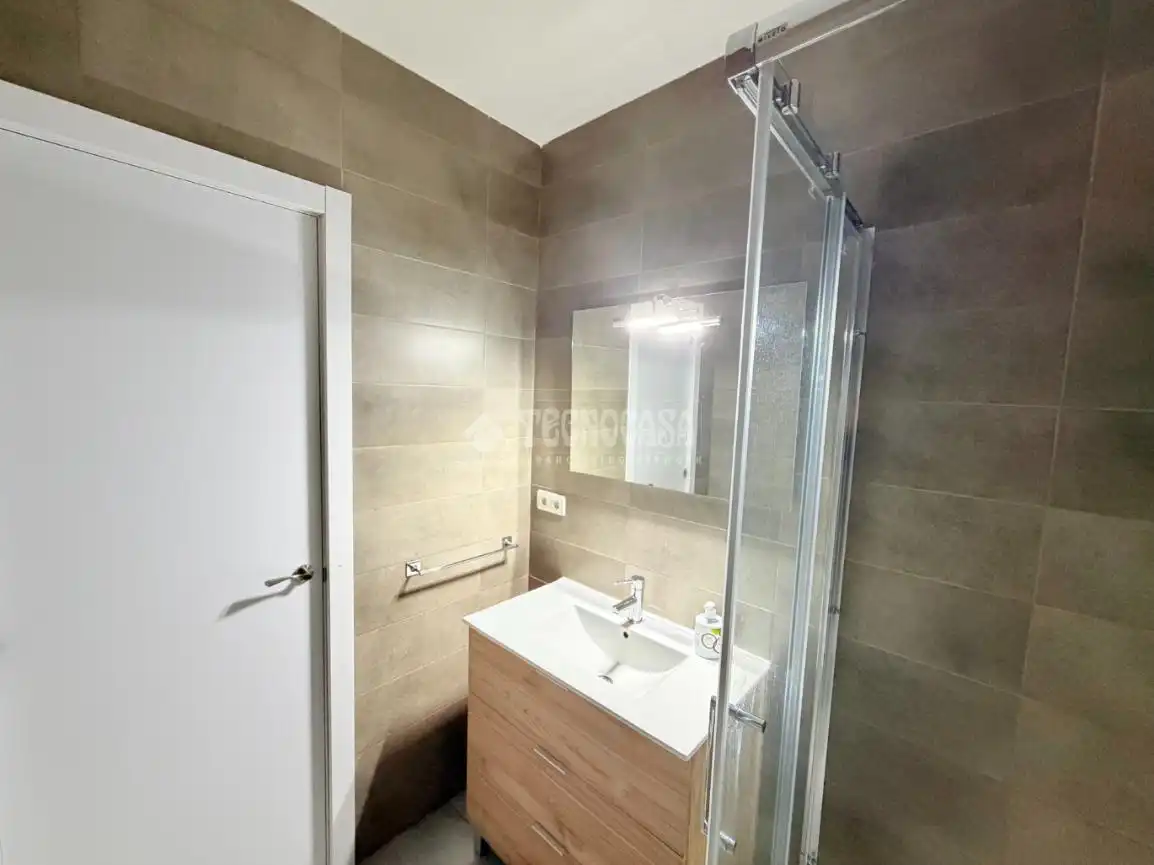 Badezimmer von Wohnung zum Verkauf in Segovia mit Heizung