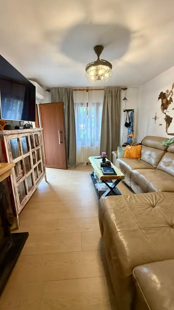 Casa a schiera in vendita a Carrer RIERA, imagen 9