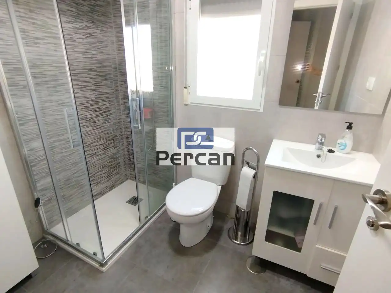Bathroom of Houses for sale in El Campello  with Air Conditioner, Terrace and Furnished