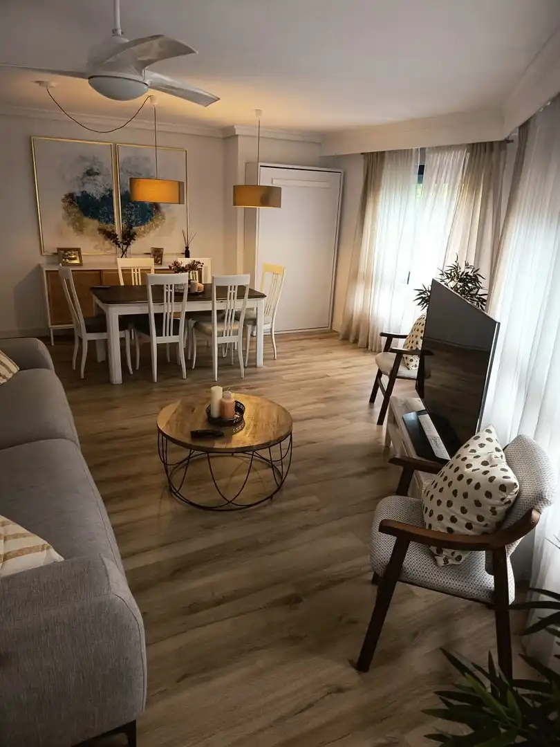 Flat with lift for sale in Paseo ROSA DE LOS VIENTOS, imagen 4