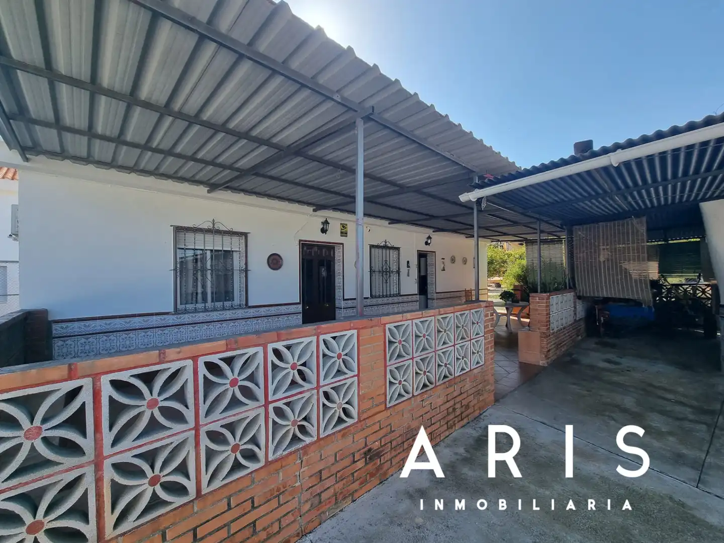 Exterior view of Houses for sale in Alhaurín de la Torre  with Air Conditioner, Private garden and Terrace