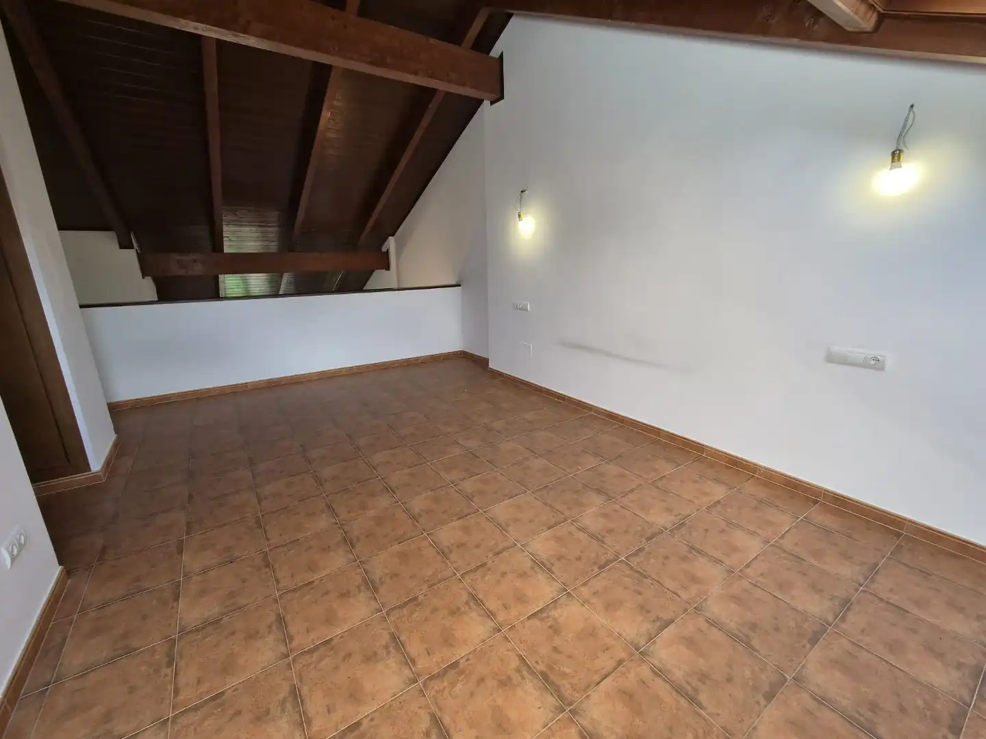 Maisonette zum Verkauf in Sojuela mit Terrasse und Balkon