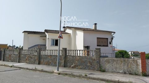 Foto 3 de Casa adosada en venda a Enric Morera, La Franquesa - Oasis Park, El Vendrell