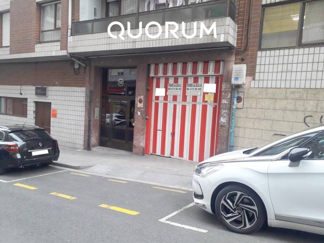 Garaje en Venta en Bolueta