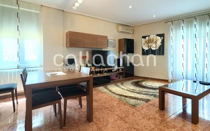 Living room of Single-family semi-detached for sale in Chiva  with Air Conditioner, Heating and Terrace