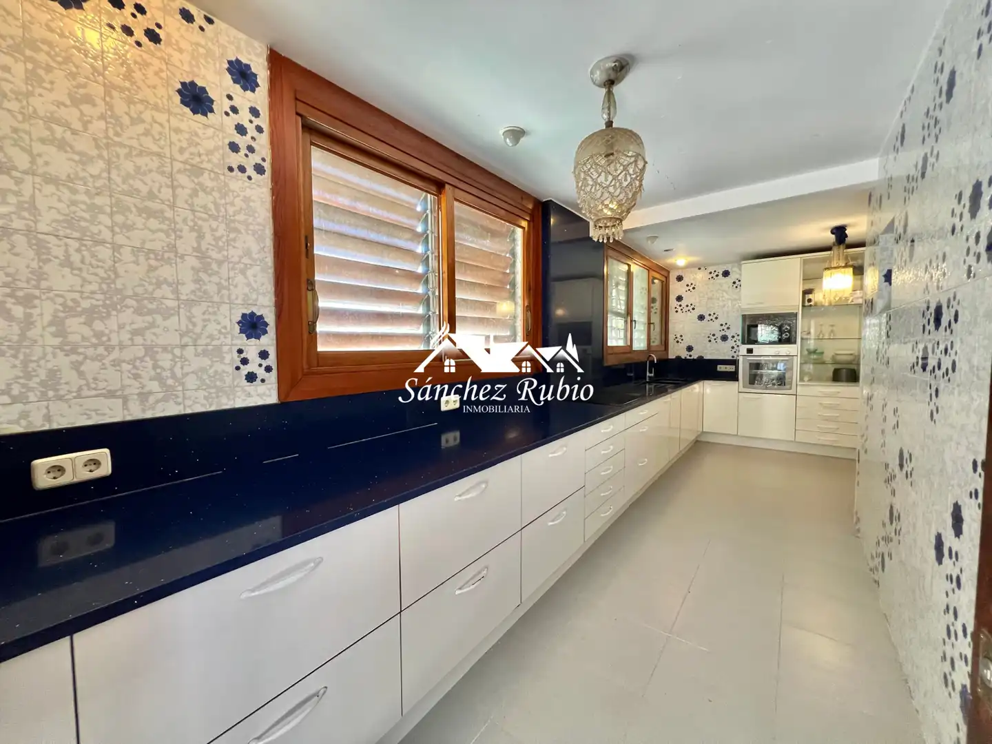 Kitchen of Houses for sale in Torrelodones  with Heating, Private garden and Parquet flooring