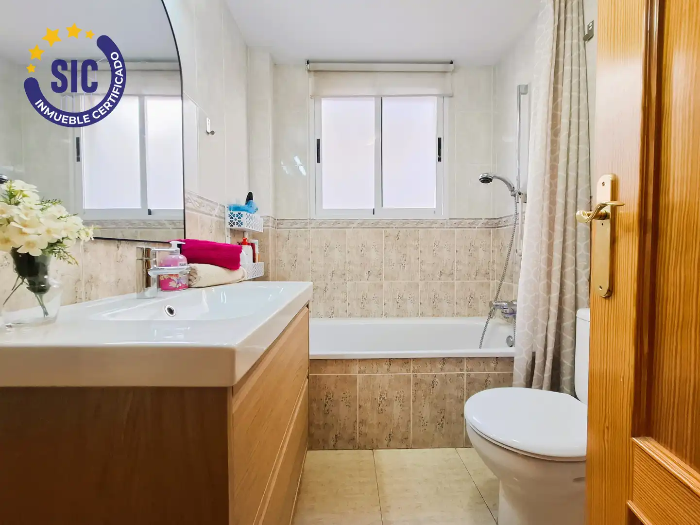 Bathroom of Flat for sale in Centro