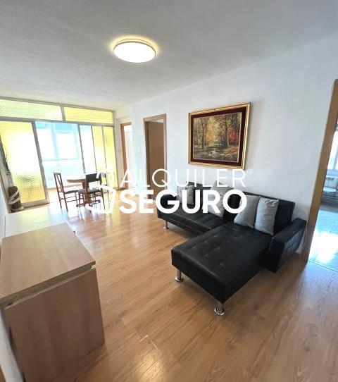 Foto 1 de Piso de alquiler en Chulapona, Los Ángeles, Madrid